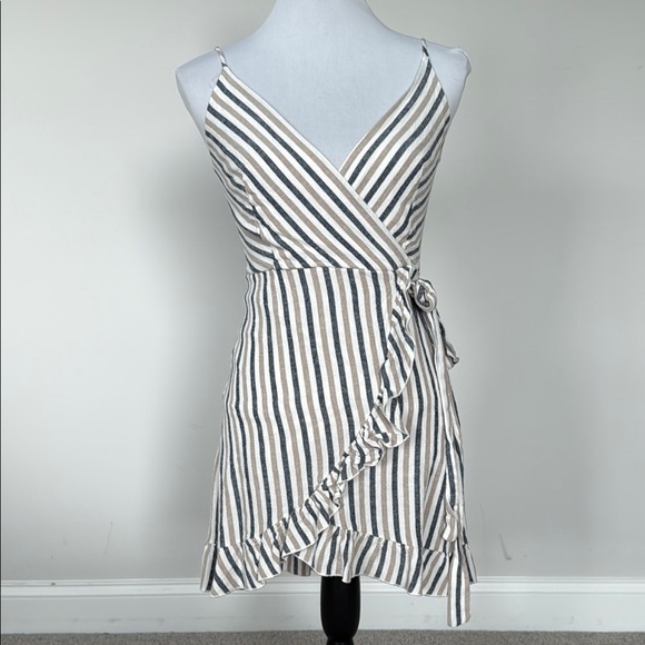 Sage Striped Faux Wrap Mini Dress in Blue and White Sz SM - Picture 1 of 8